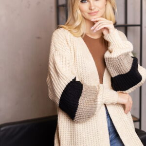 Cardigan model 188773 PeeKaBoo