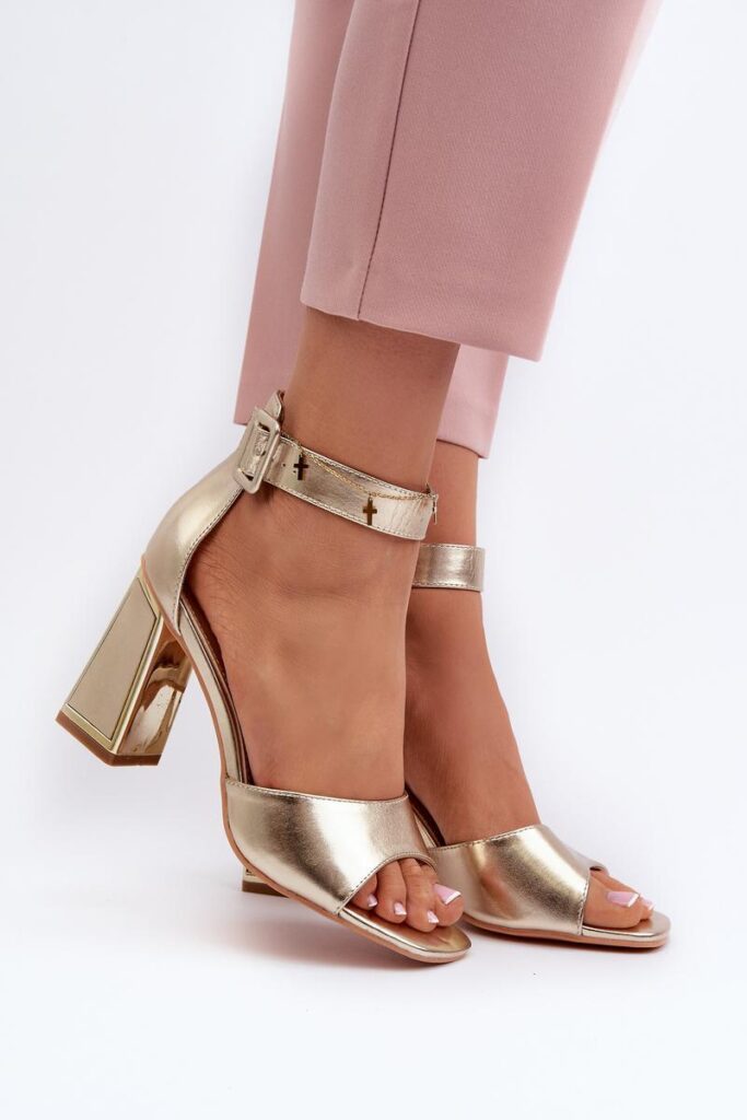 Sandalen mit Absatz model 197090 Step in style