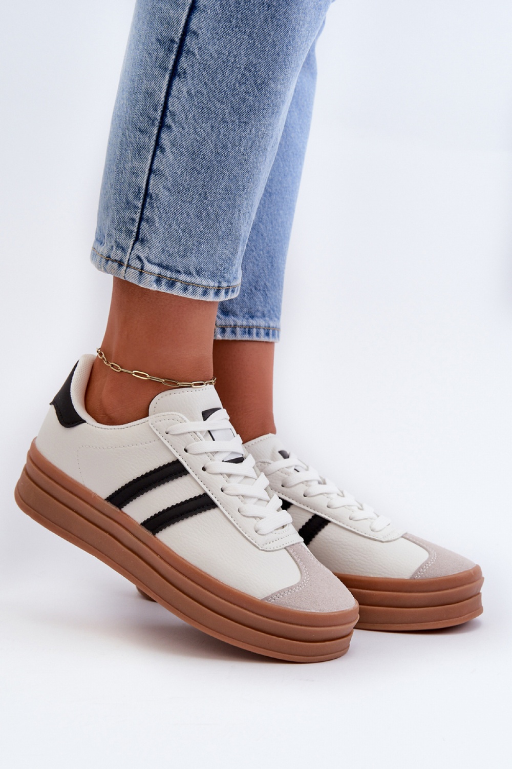 Sportliche Schuhe auf Plattform model 198511 Step in style