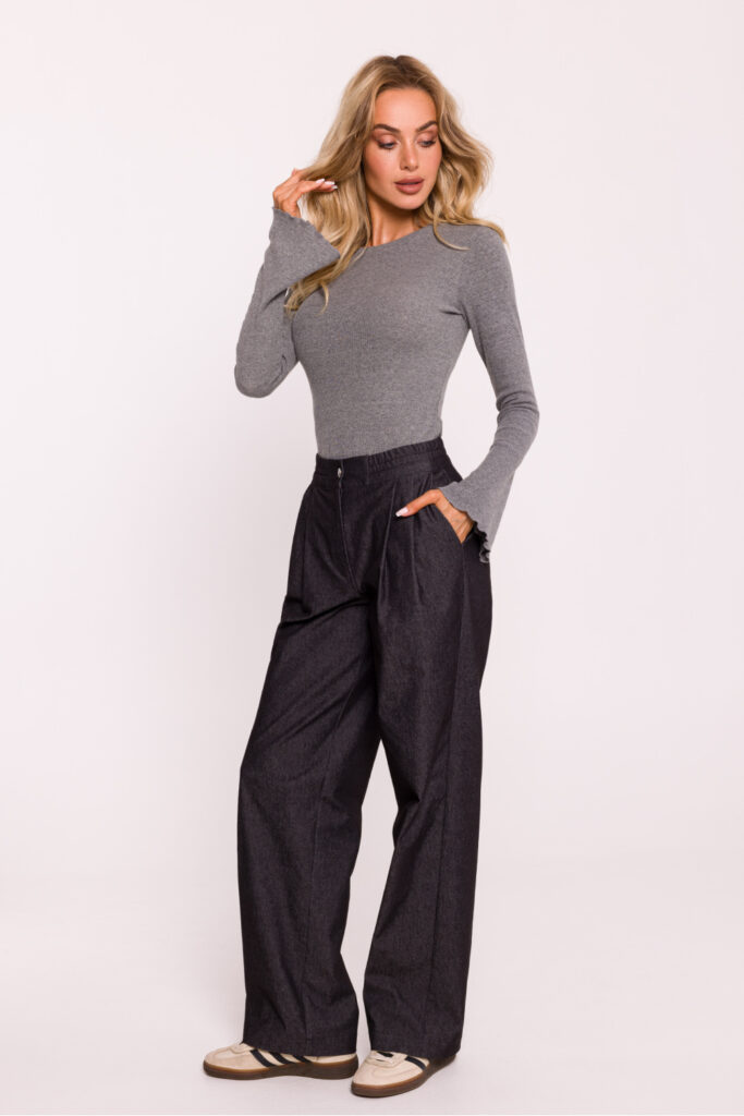 Lange Hose model 199681 Moe