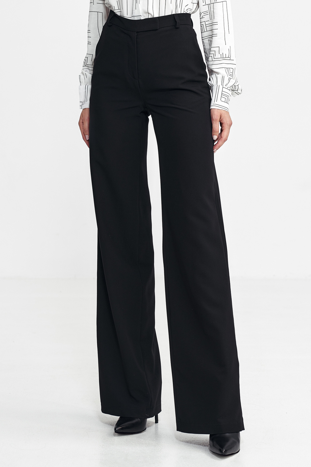 Lange Hose model 200387 Nife