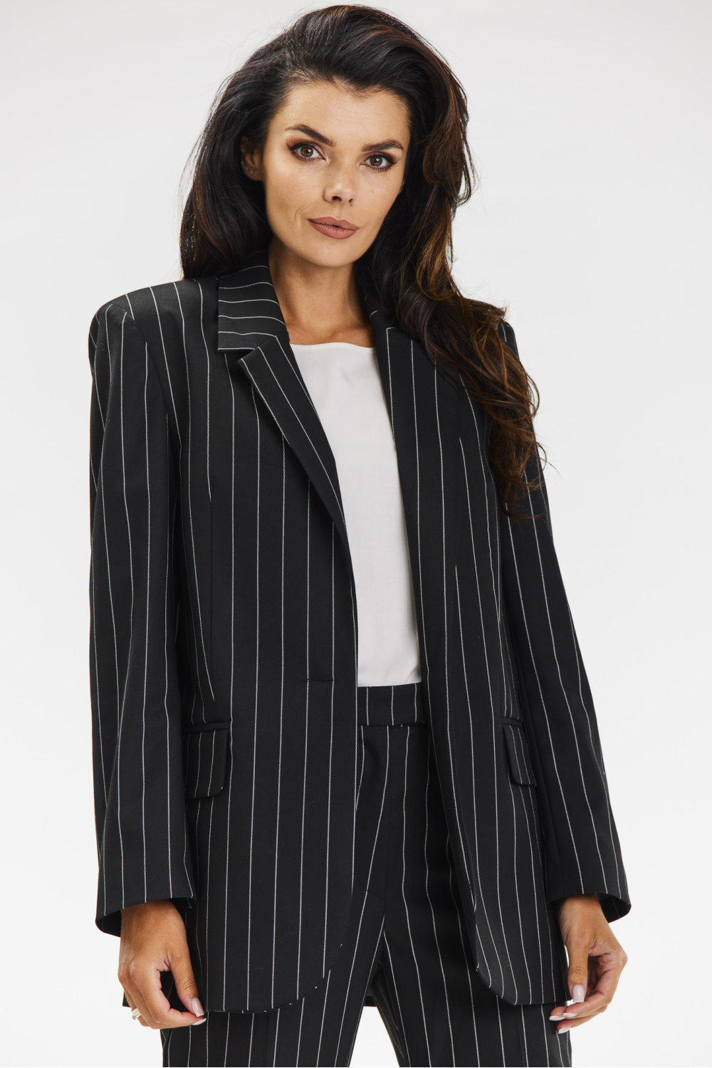Jacke model 200561 awama