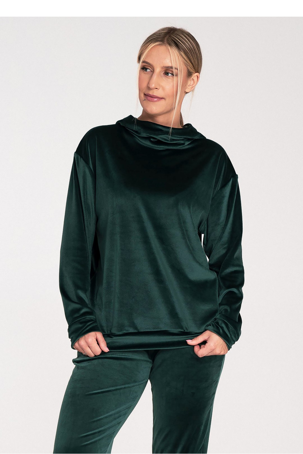 Sweater model 201502 Figl