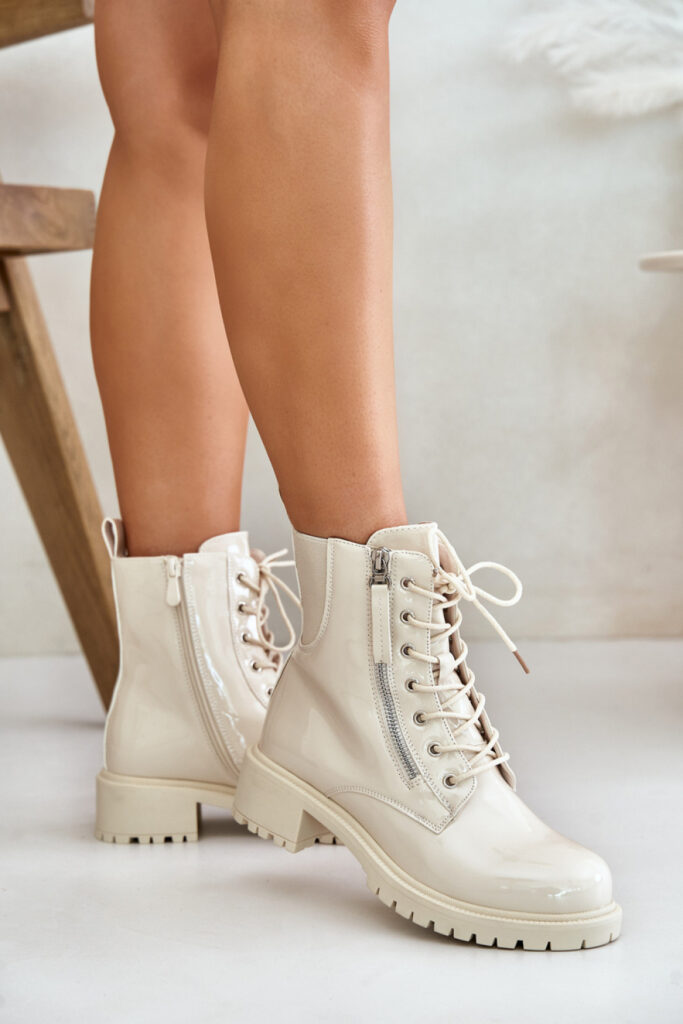 Boot model 201903 Step in style