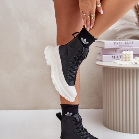 Sneakers model 202229 Step in style