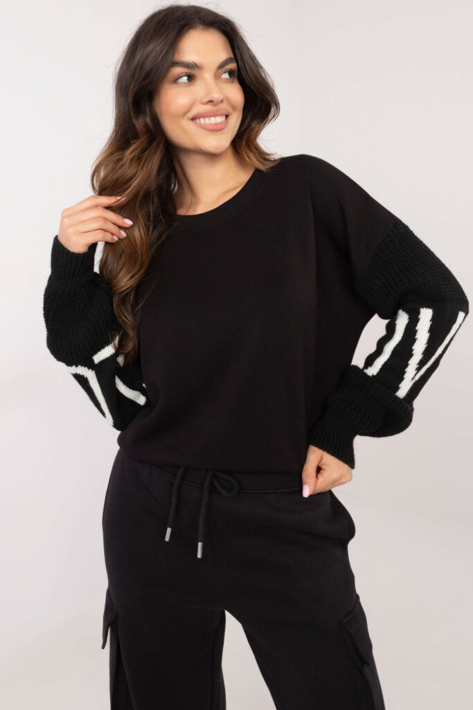 Sweater model 202900 Italy Moda