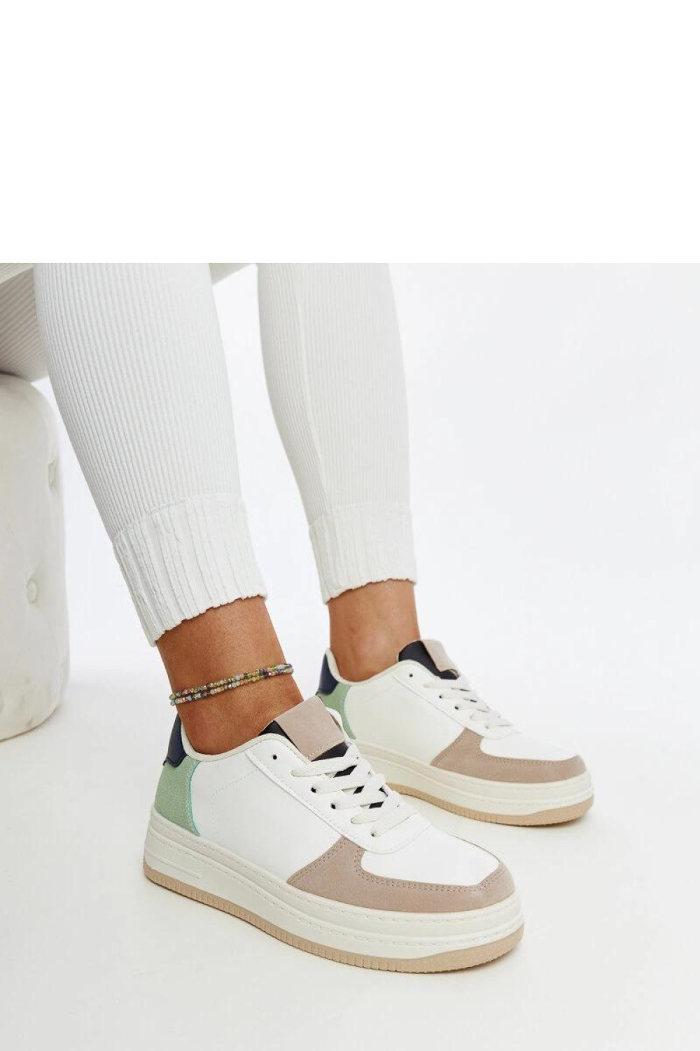 Sportliche Schuhe auf Plattform model 207403 Solea