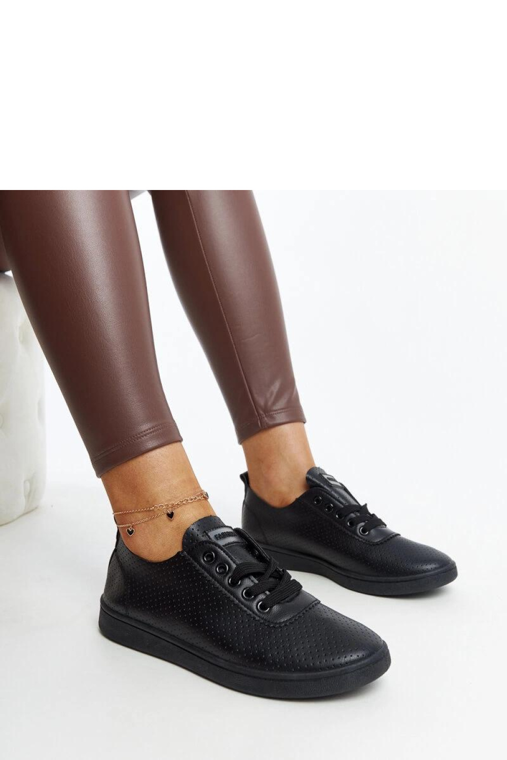 Sneakers model 207448 Solea