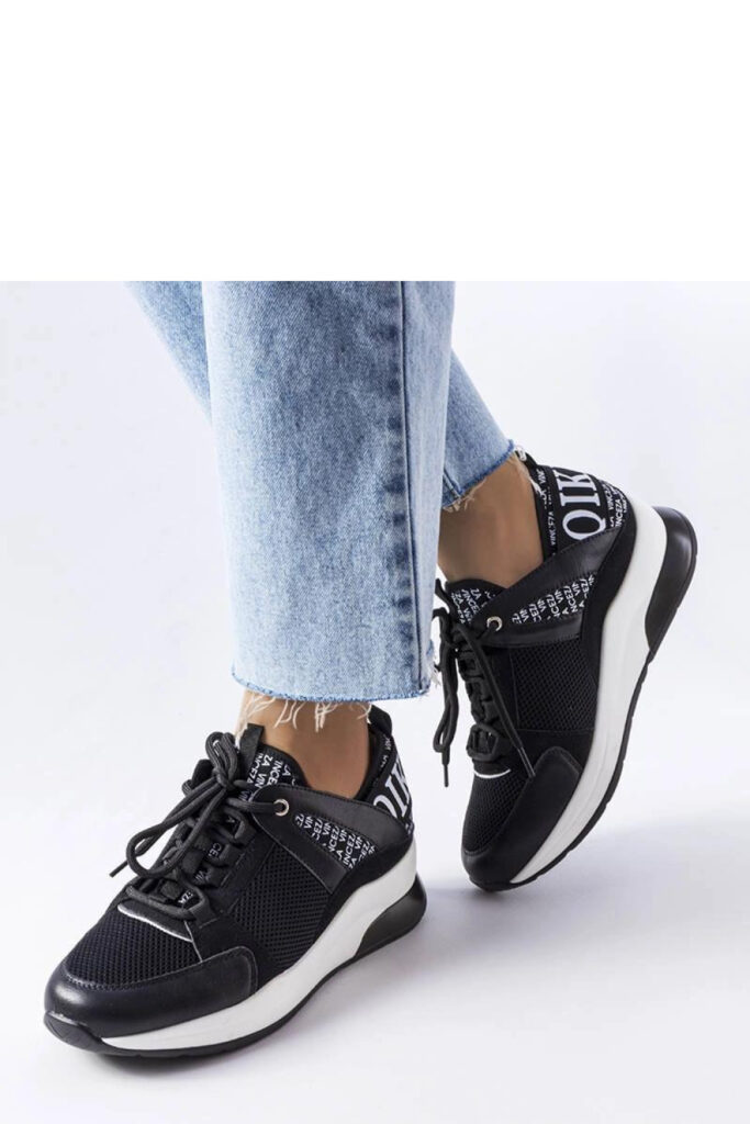 Sportliche Schuhe mit Keilabsatz model 207891 Solea