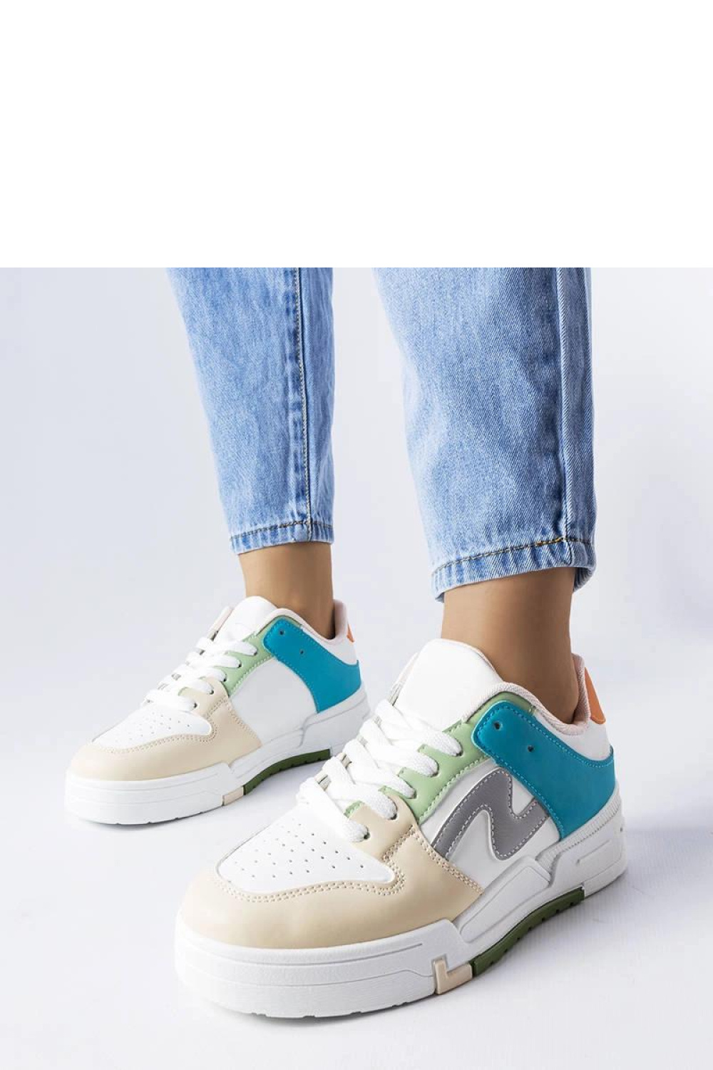 Sportliche Schuhe auf Plattform model 207905 Solea
