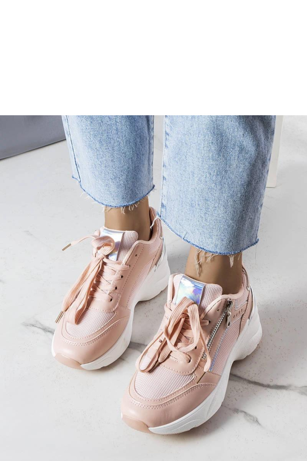 Sportliche Schuhe mit Keilabsatz model 207990 Solea