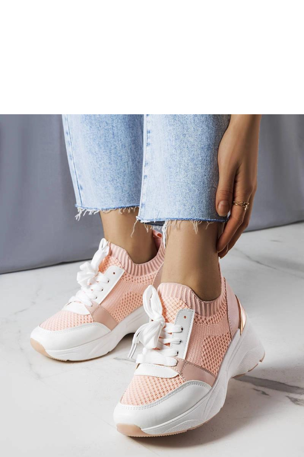 Sportliche Schuhe mit Keilabsatz model 207992 Solea