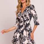 Alltagskleid model 209261 Moe