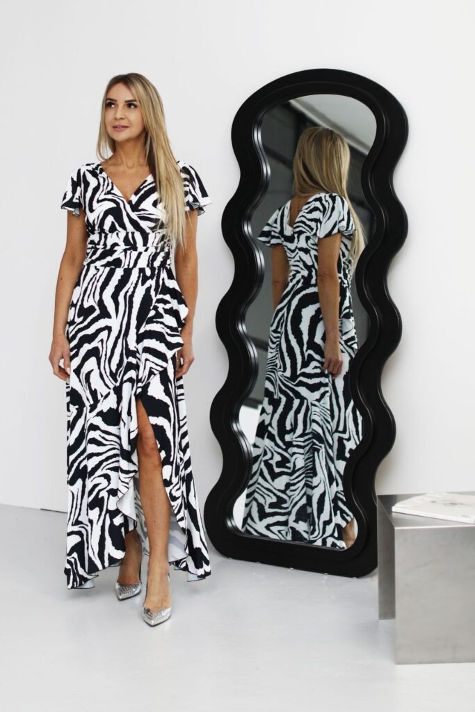 Langes Kleid model 209671 Jersa