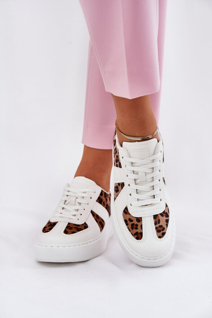 Sportschuhe model 211002 Step in style
