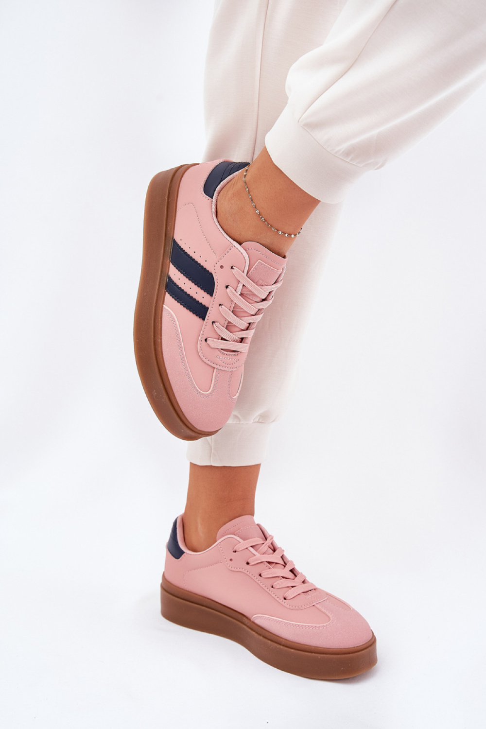 Sportliche Schuhe auf Plattform model 211009 Step in style - Afbeelding 3