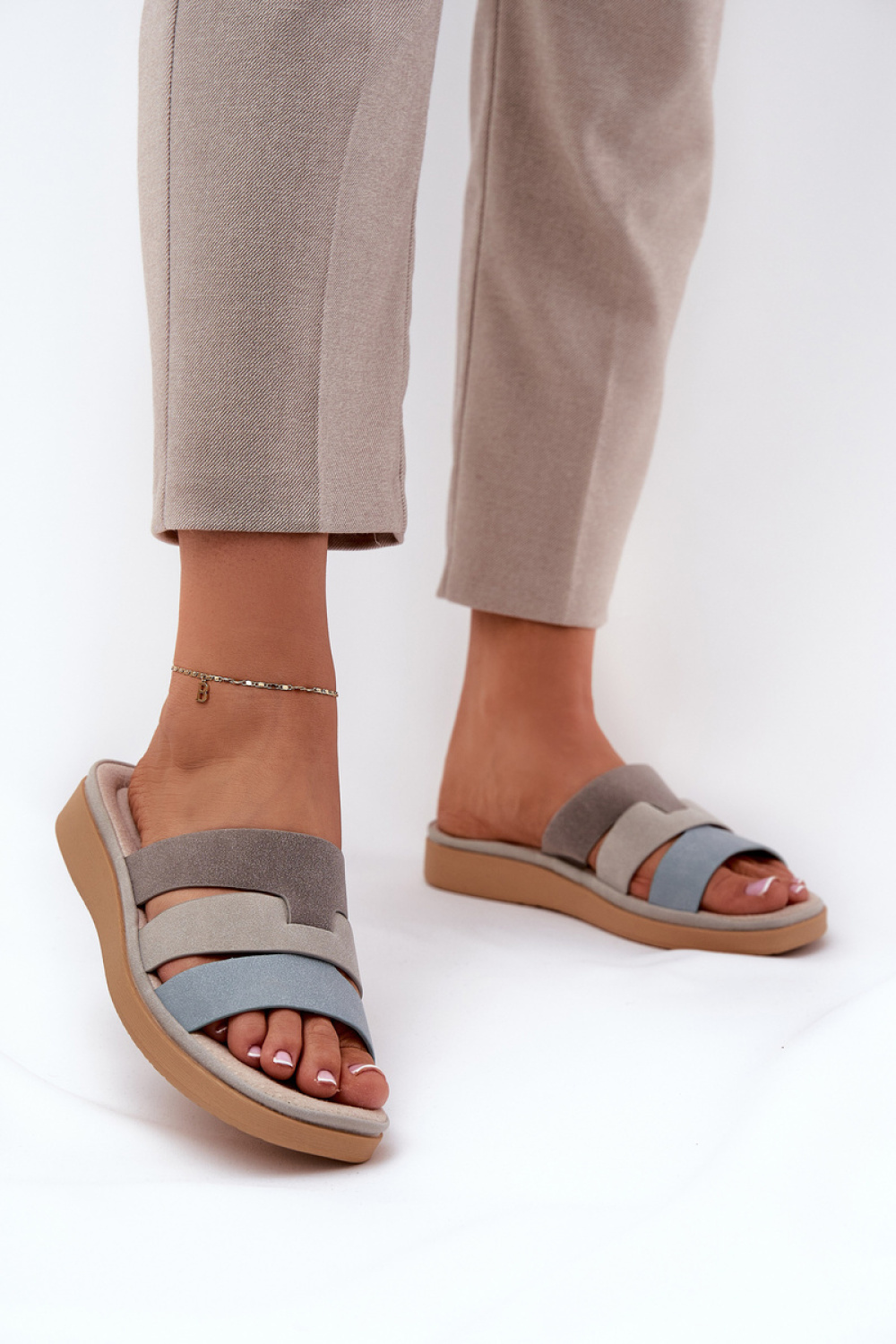 Pantoletten model 211689 Step in style