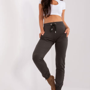 Sportanzug Hosen model 211743 Relevance