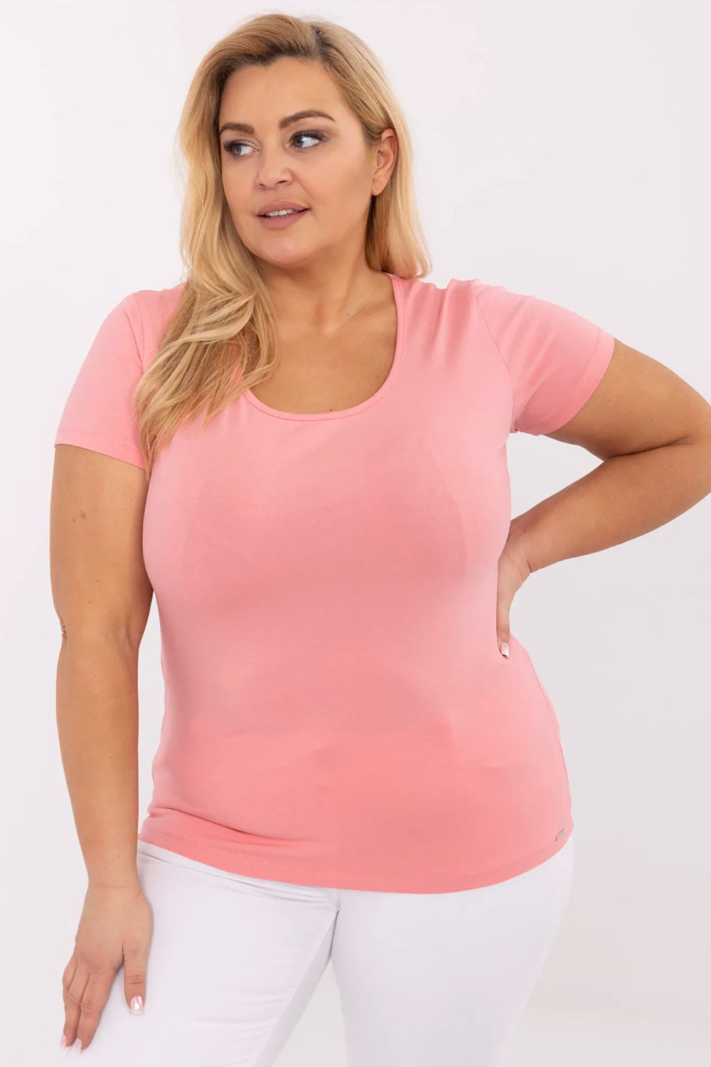 Plus-Size T-shirt model 211770 Relevance