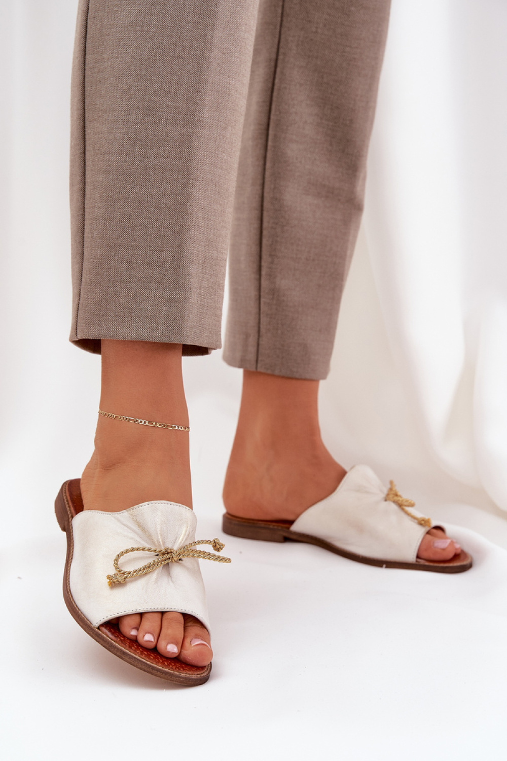 Pantoletten model 211972 Step in style