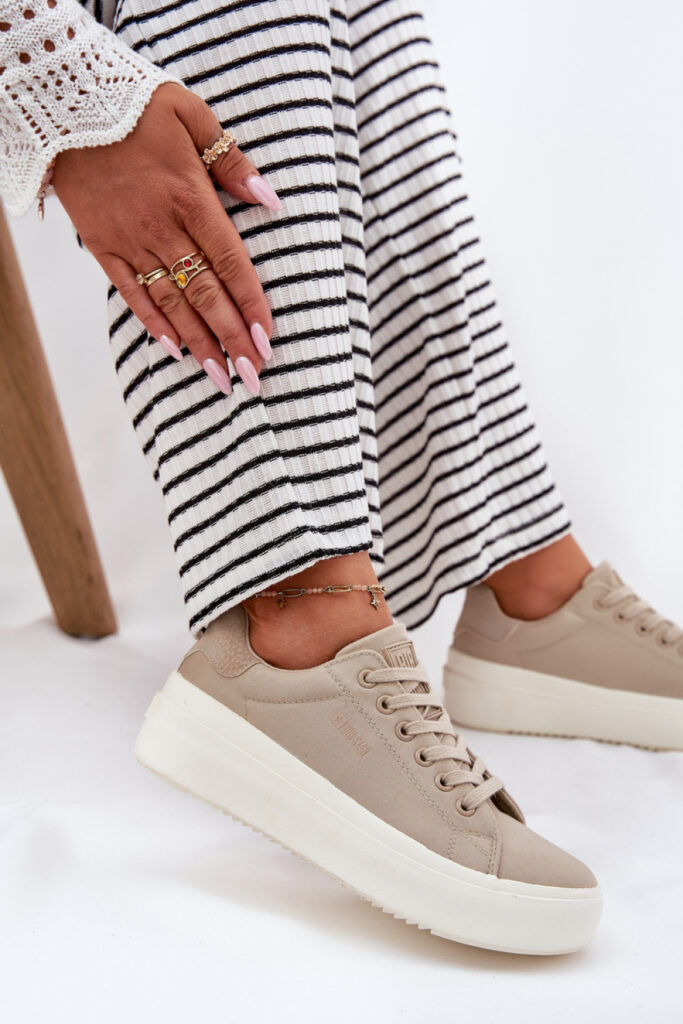 Plateausneaker model 212726 Step in style