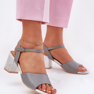 Sandalen mit Absatz model 213012 Step in style