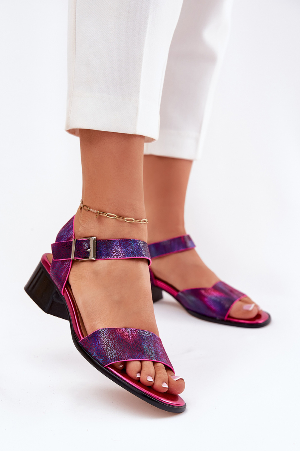 Sandalen mit Absatz model 213022 Step in style