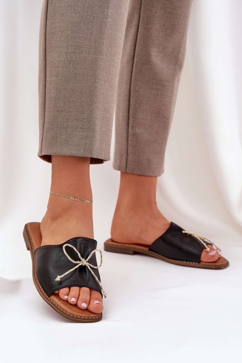 Pantoletten model 214363 Step in style