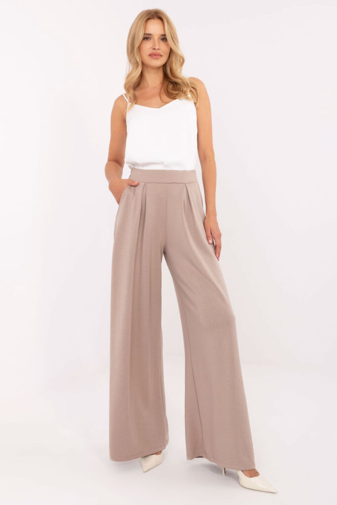 Sportanzug Hosen model 217048 Relevance