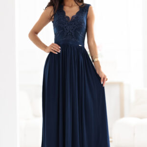 Langes Kleid model 217775 Numoco