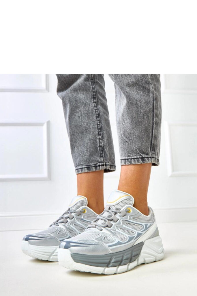 Sportliche Schuhe auf Plattform model 218129 Solea