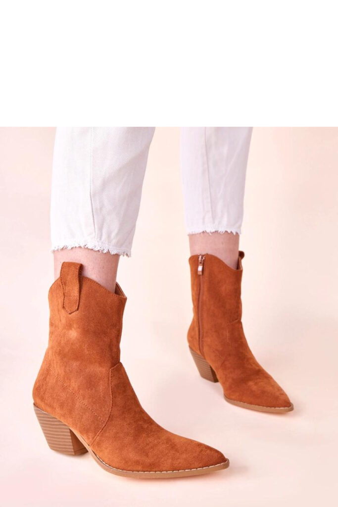 Stiefeletten mit Absatz model 221021 Solea