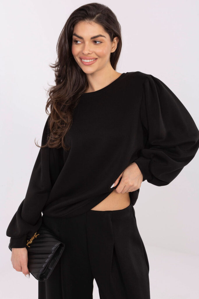 Sweater model 221419 Factory Price