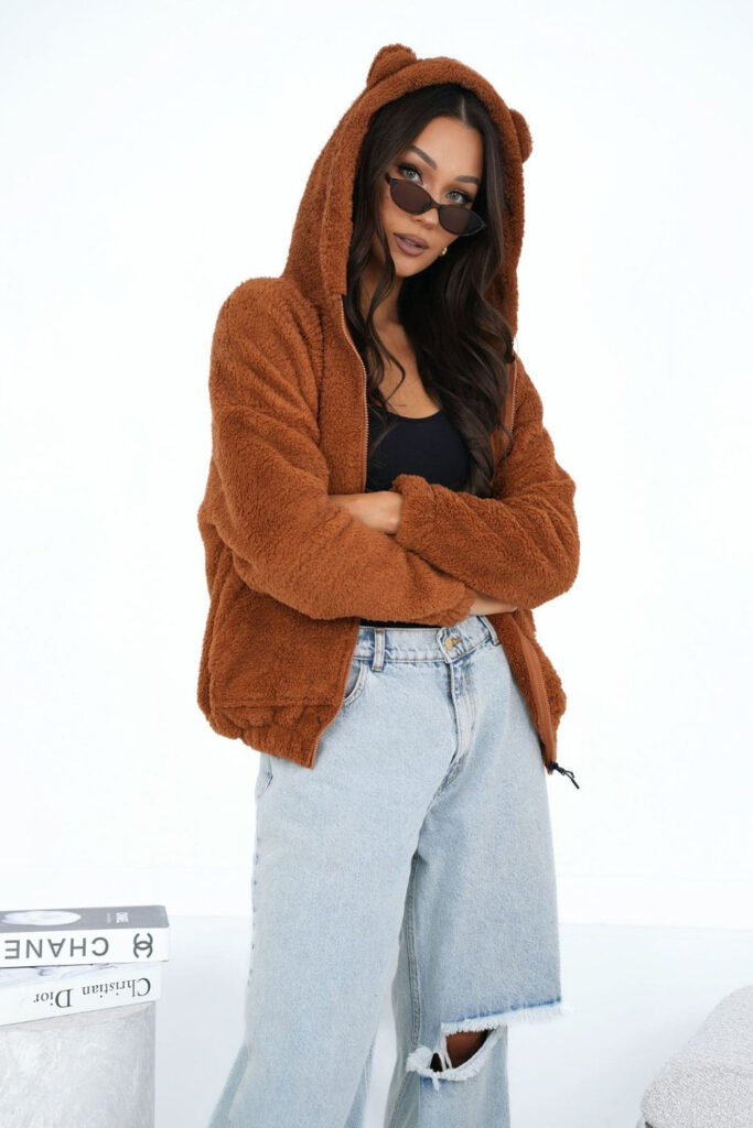 Sweater model 223724 Factory Price