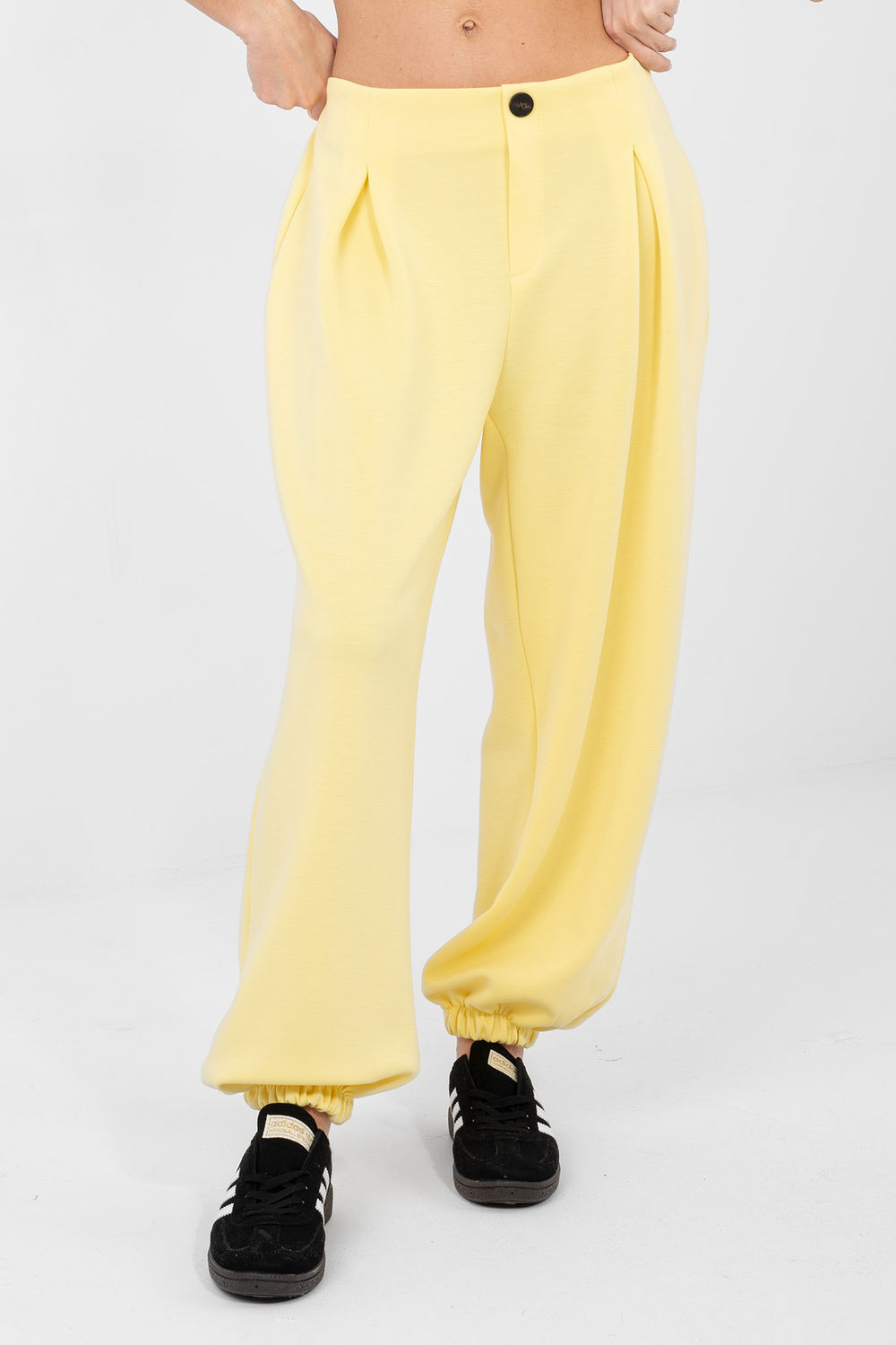 Sportanzug Hosen model 223750 Italy Moda