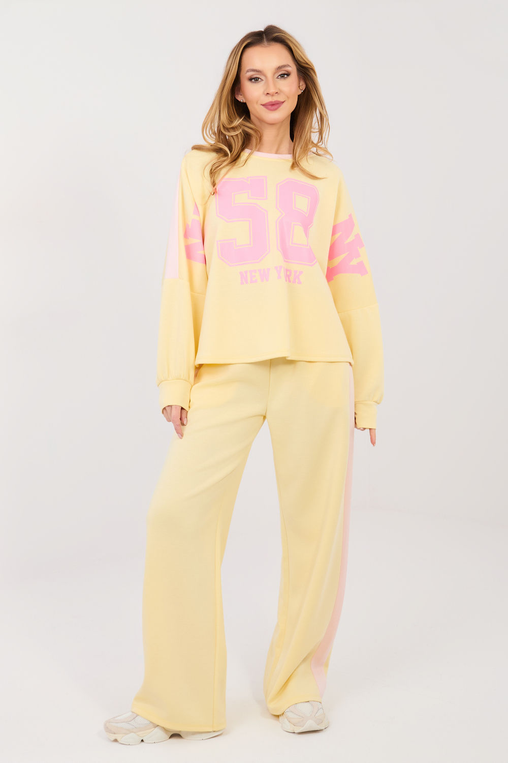 Set model 223955 Rue Paris