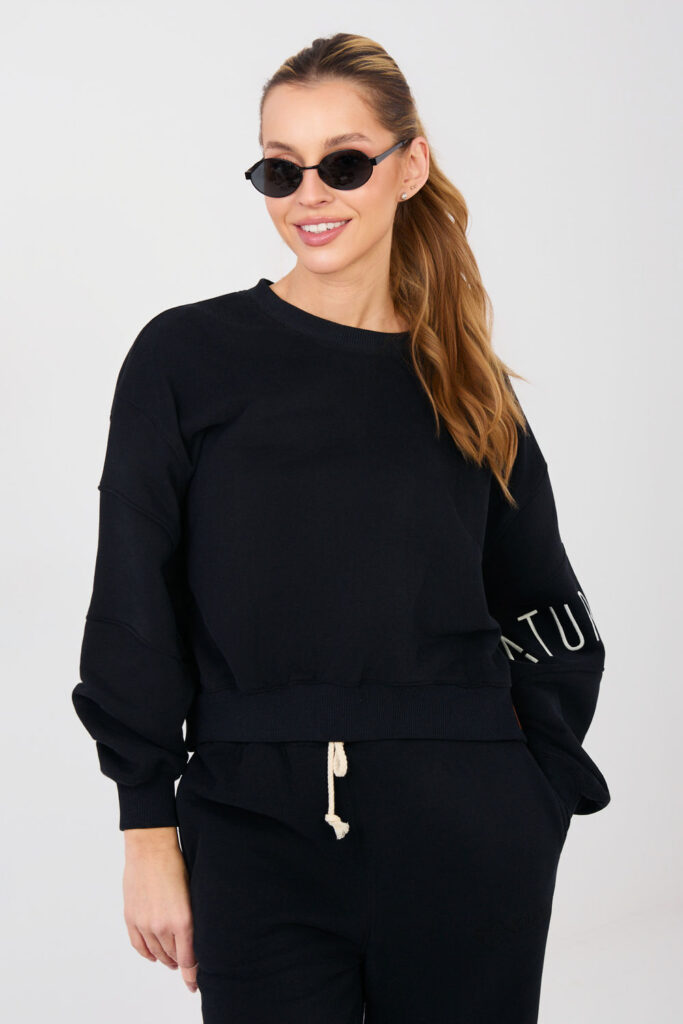 Sweater model 224548 Factory Price