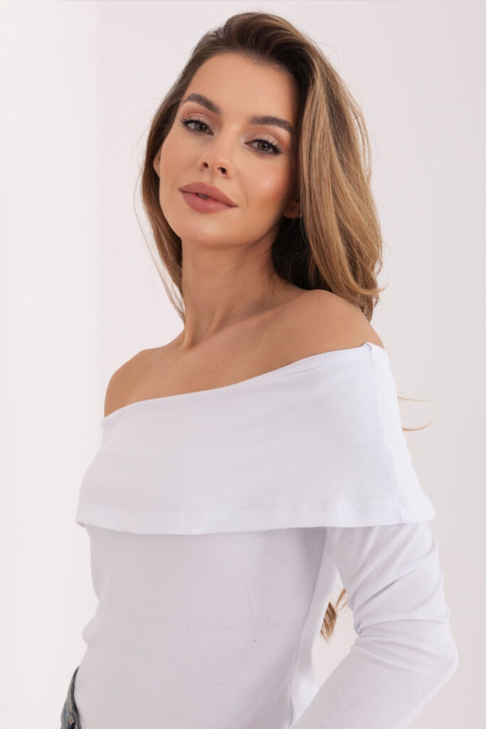 Bluse model 225002 Rue Paris