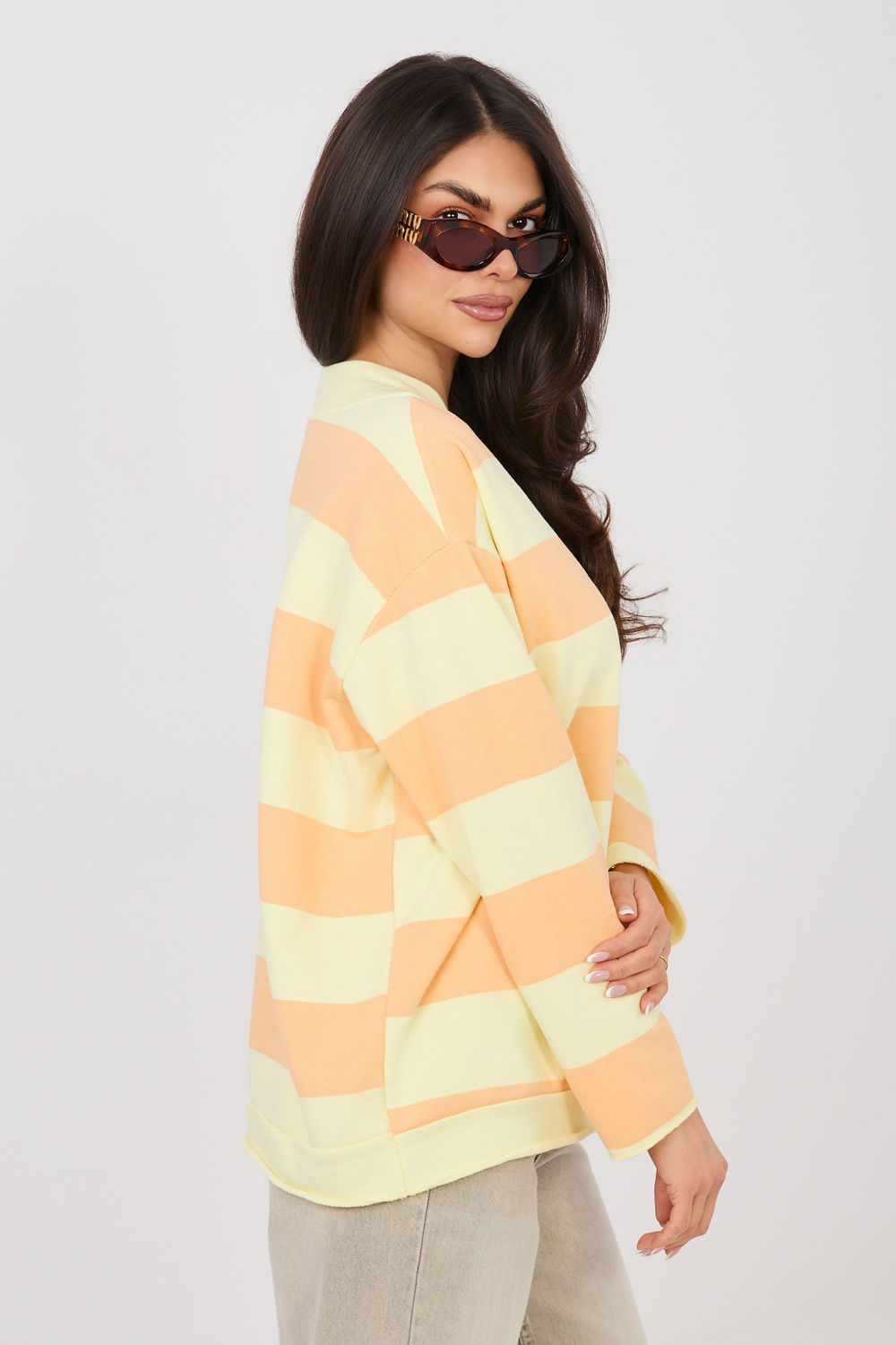 Sweater model 225056 Factory Price