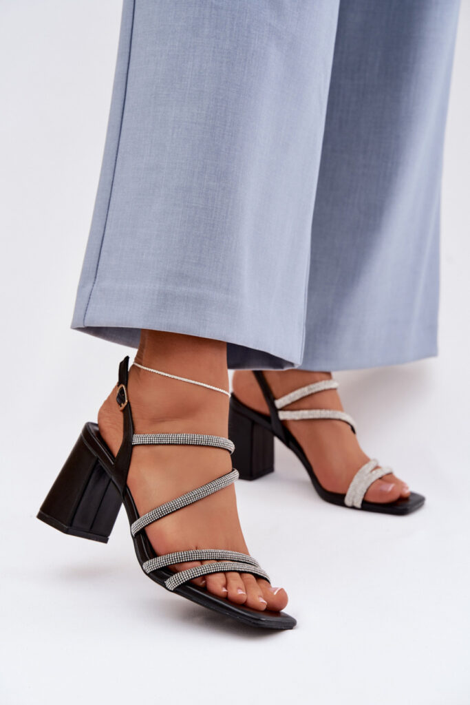 Sandalen mit Absatz model 225208 Step in style