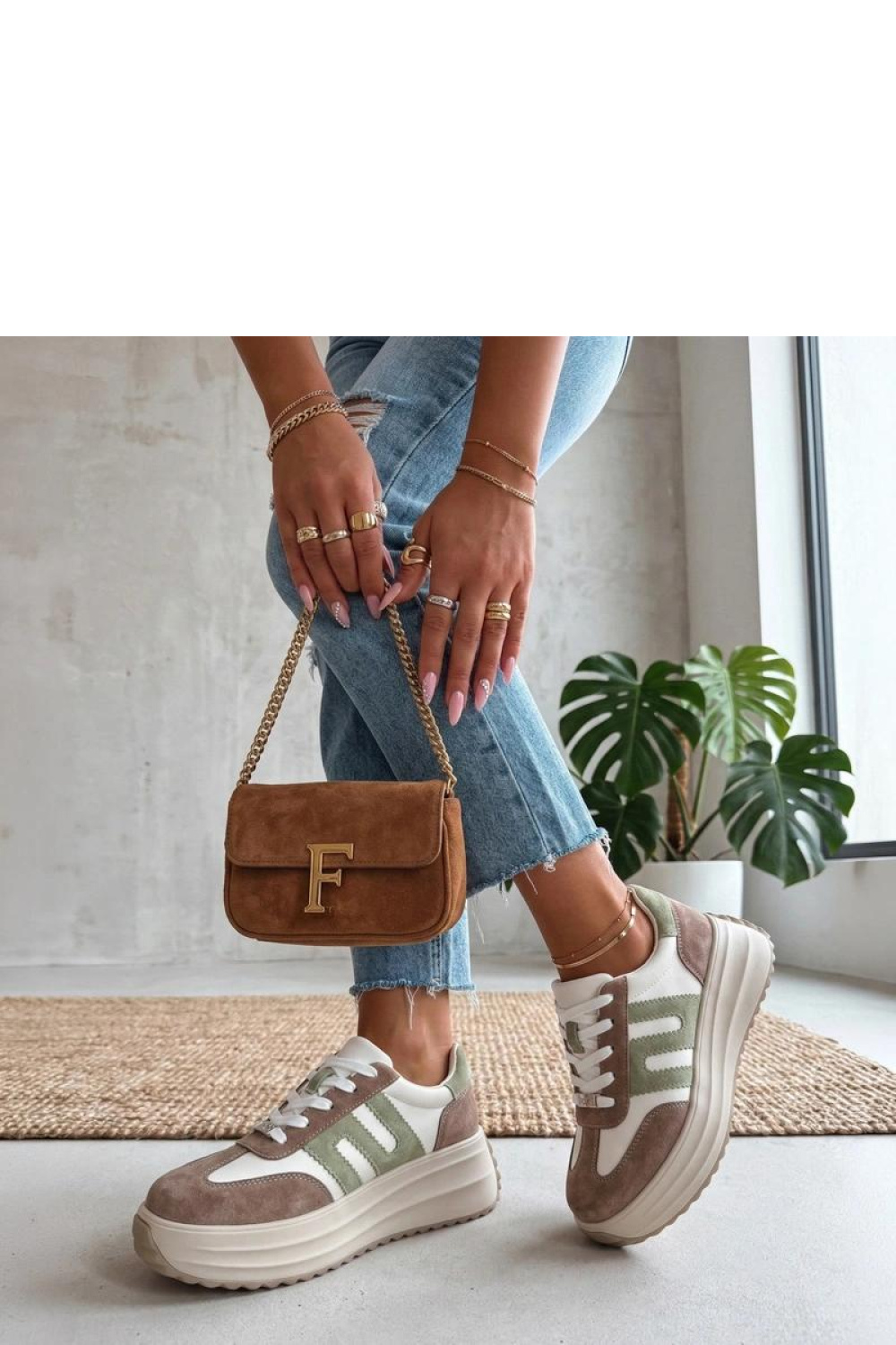 Sportliche Schuhe auf Plattform model 226029 Solea