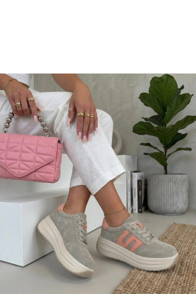 Sportliche Schuhe auf Plattform model 226030 Solea