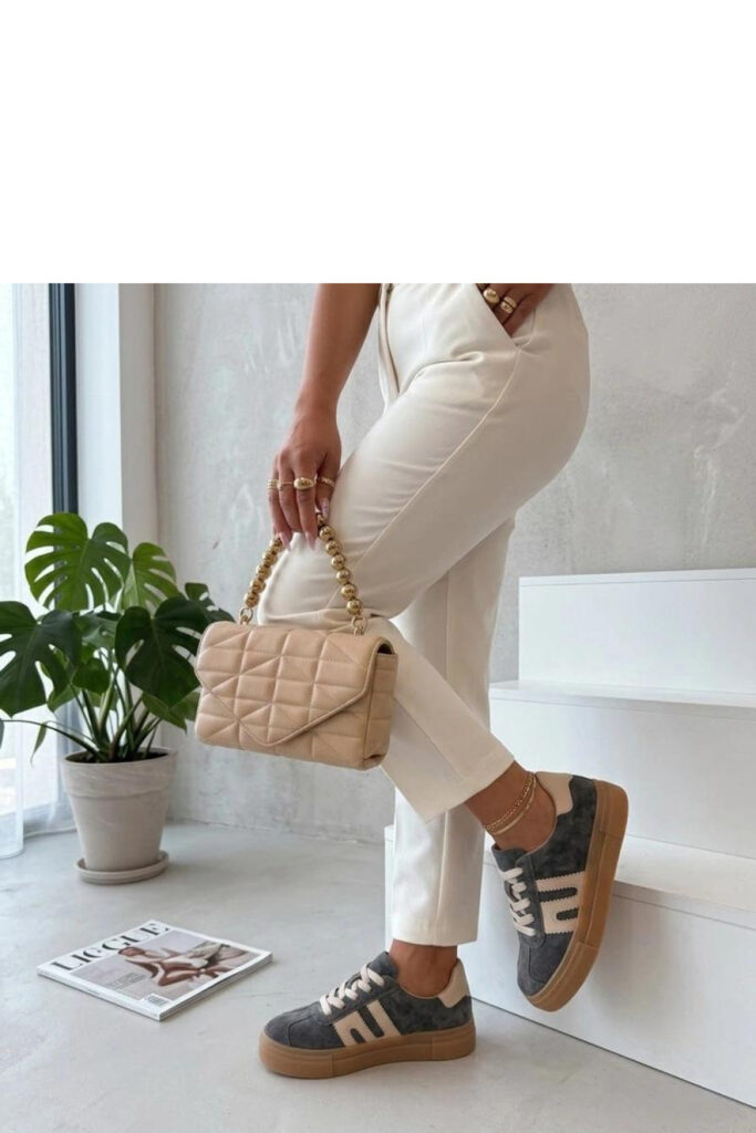 Sportliche Schuhe auf Plattform model 226032 Solea