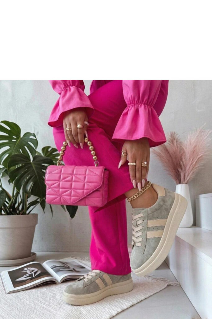 Sportliche Schuhe auf Plattform model 226036 Solea