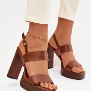 Sandalen mit Absatz model 226114 Step in style