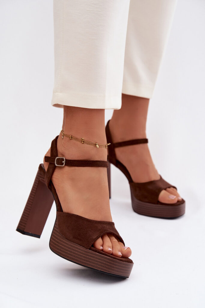 Sandalen mit Absatz model 226119 Step in style
