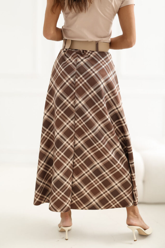 Langer Rock model 226474 Italy Moda