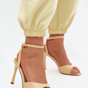 Sandalen mit Absatz model 227435 Step in style