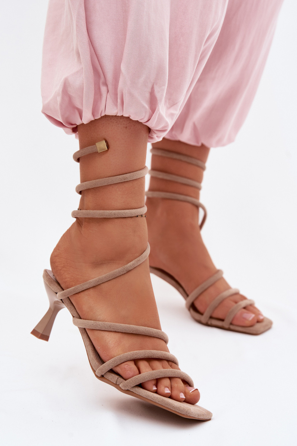 Sandalen mit Absatz model 227452 Step in style