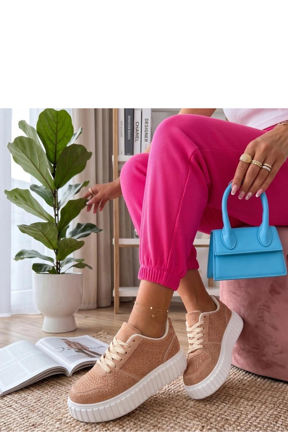 Sportliche Schuhe auf Plattform model 227735 Solea